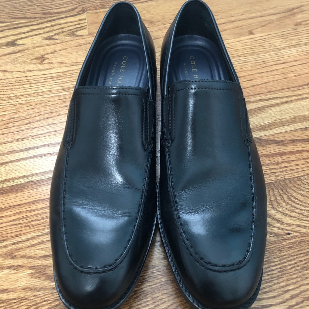NWOT Black Cole Haan Grand 360 loafers